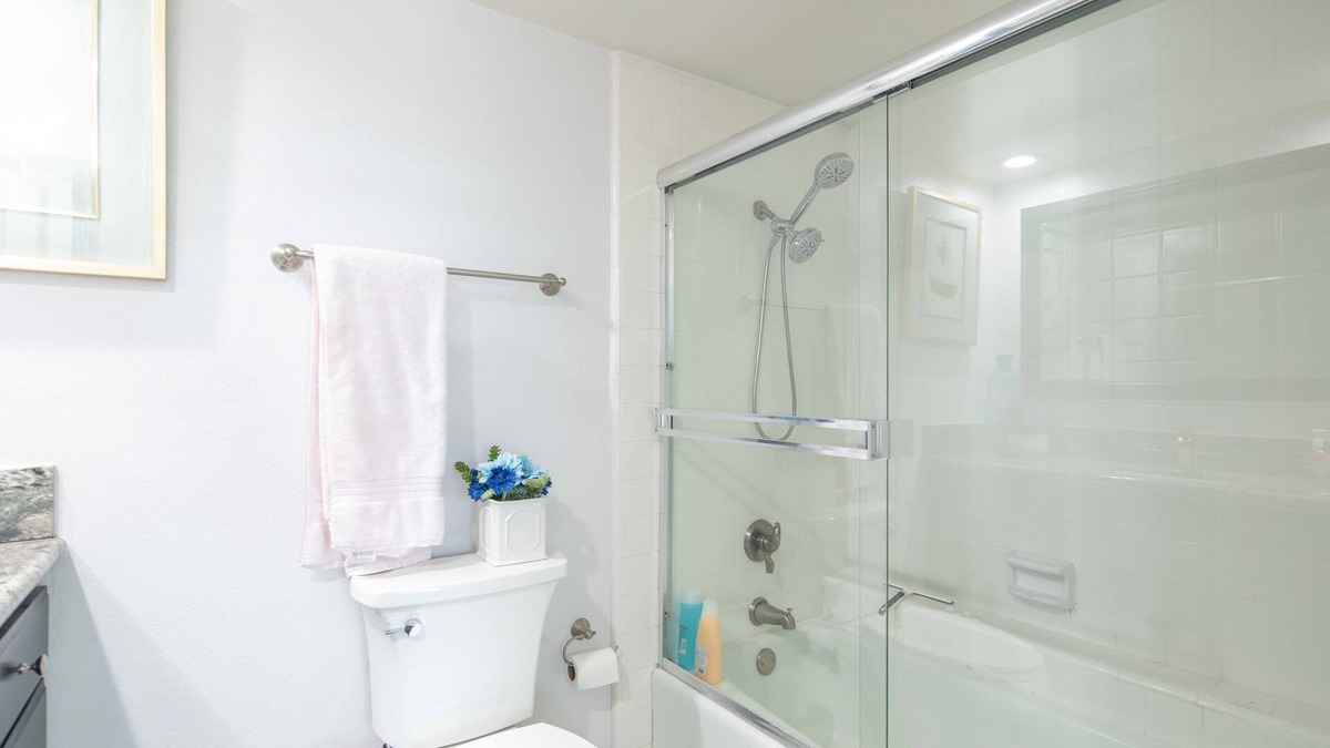 Del Obispo Condo | PANORAMIC OCEAN VIEWS-Recently updated. 3BR 2.5 Bath