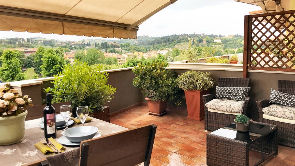 Campo di Marte Apartment | Panoramic penthouse on the river 2Br 2 Ba Garage