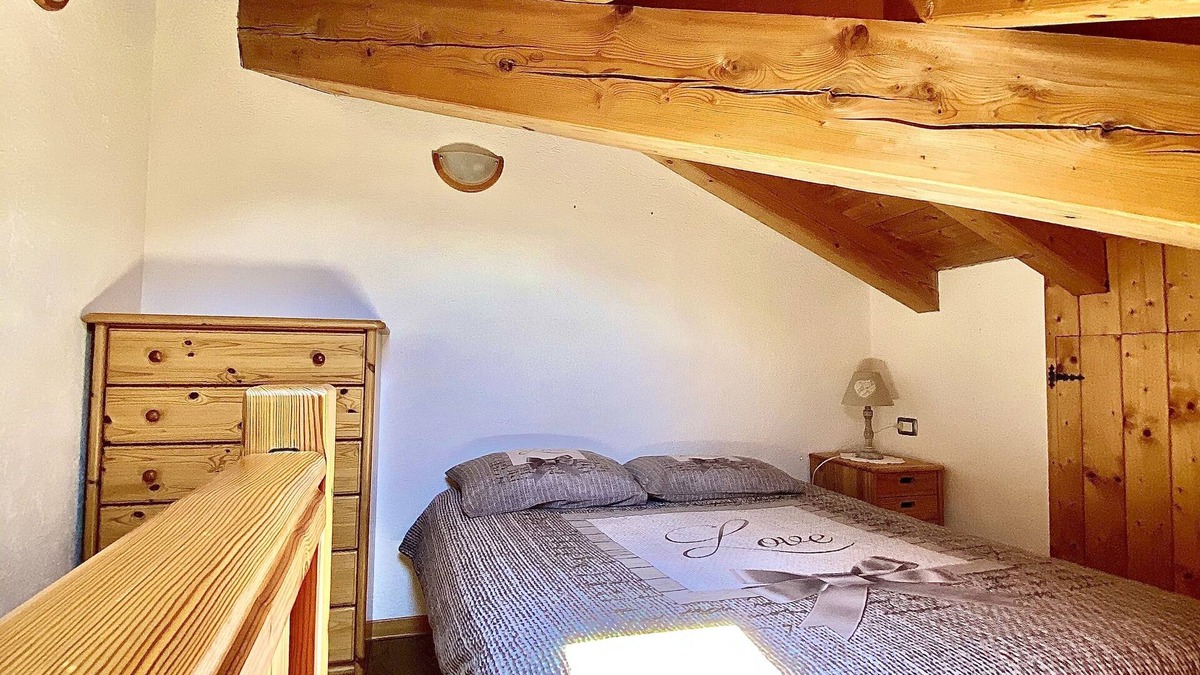 Fiou Apartment | Panoramic penthouse with loft