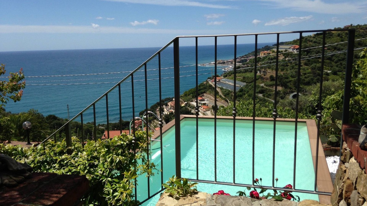 Poggi Apartment | PANORAMIC SEA VIEW - POOL - WIFI