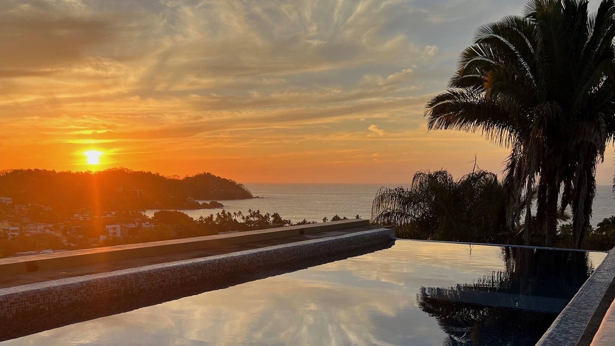 North End House | Panoramic view of Ocean from every room
