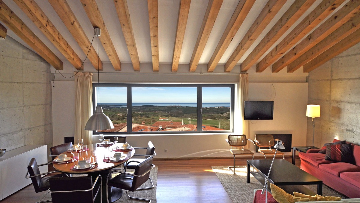 Canales Condo | Panoramic view of the sea and Picos de Europa 5 km from Comillas