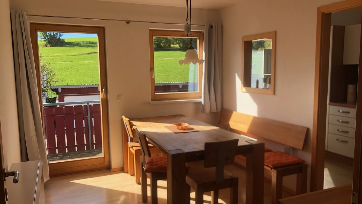 Stiefenhofen Apartment | Panoramic view with 2 balconies and Swedish stove