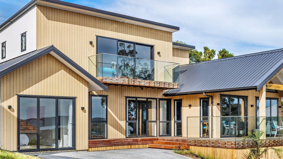 Whangaparaoa House | Panoramic views on the Peninsula
