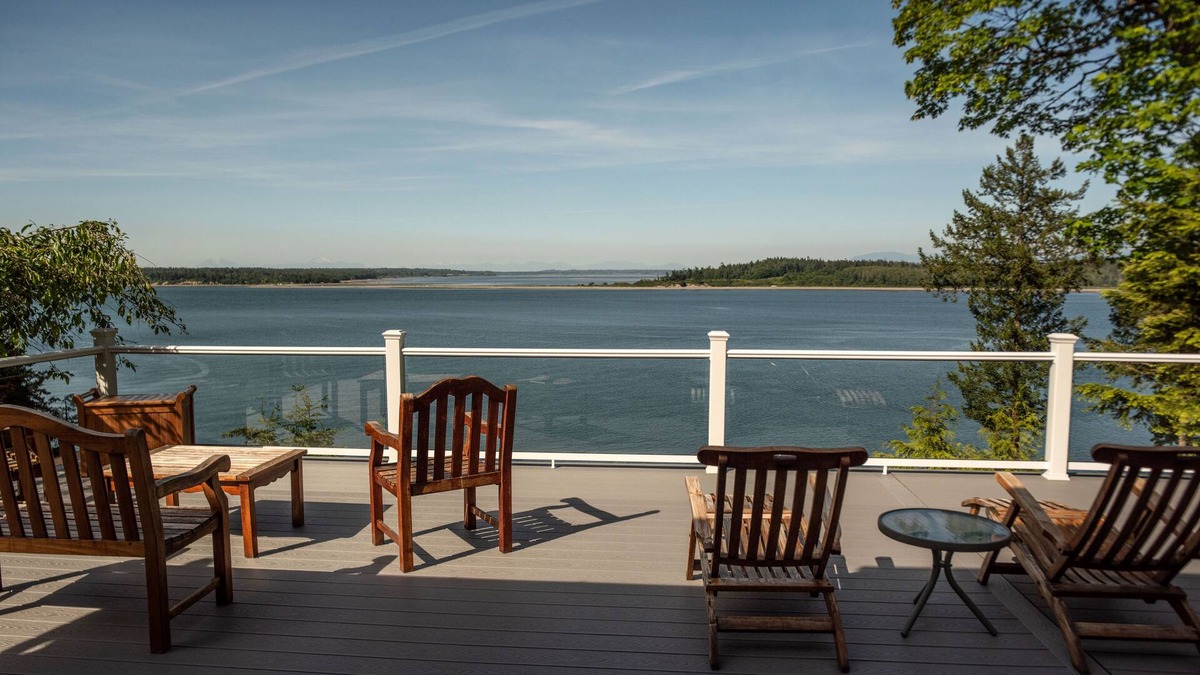 Lummi Island House | Panoramic Water Views/Pet Friendly
