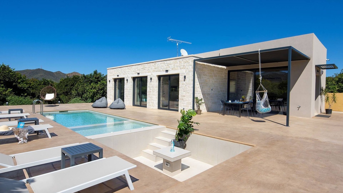 Agia Villa | PanStel - Villa Solene with private pool