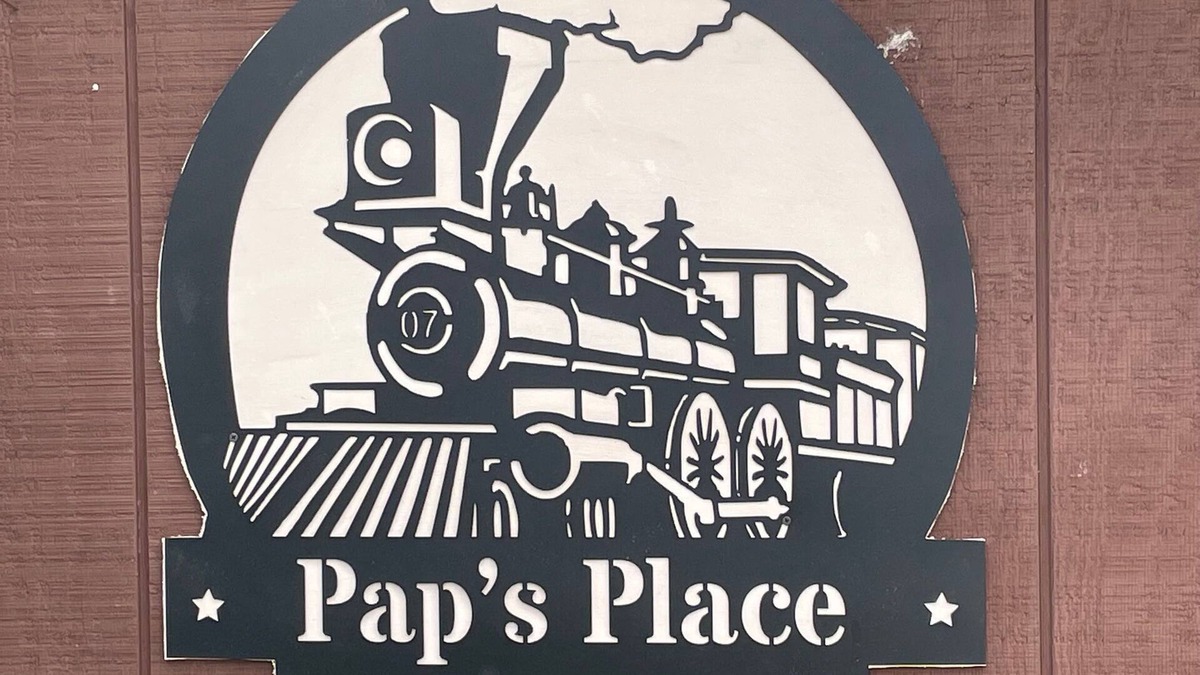 Rockwood House | Pap's Place