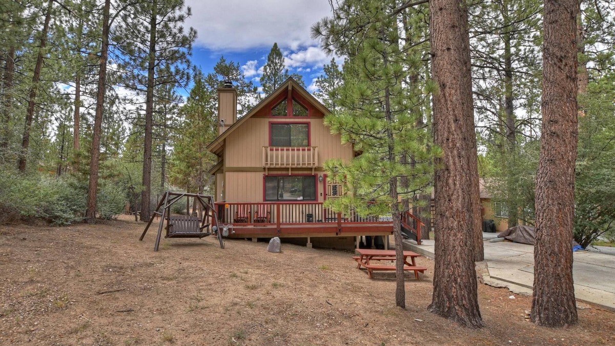 Fox Farm Cabin | Papa Bear Cabin By Destination Big Bear: Conveniently Located to Big Bear Amenities! Wood Burning Fireplace! Close to Biking Paths!