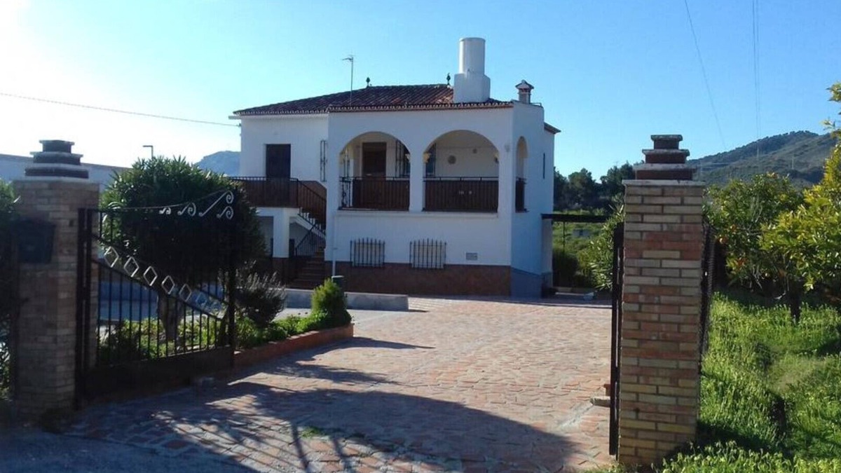 Alora Cottage | Paquita and Telesforo House