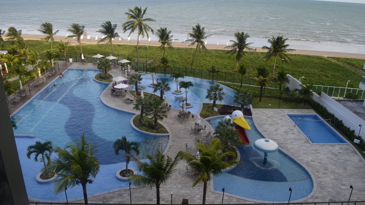 Ponta de Campina Apartment | Paraíso do Atlântico Apartment, Resort standard, on the seafront of Campina beach