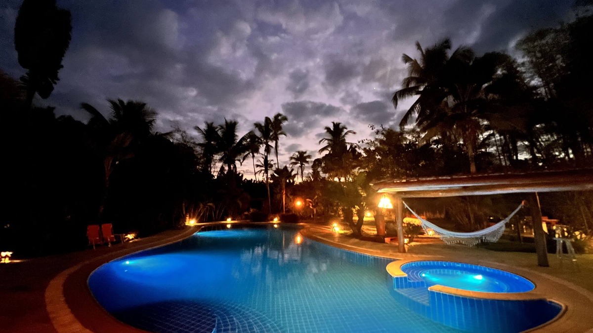 Santa Cruz Cabralia House | PARADISE ON THE BEACH