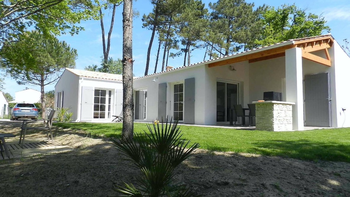 Dolus-d'Oleron Villa | Paradiles Villa le Cygne sur Oleron very close to the fine sand beach