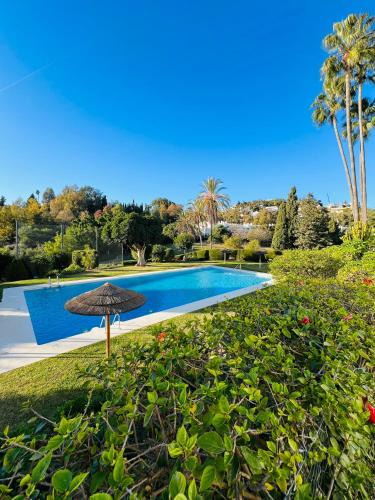 Benahavis Apartment | Paradis sur le Golf de le Quinta avec accès direct à la piscine