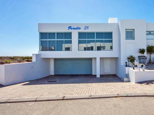 Paradise Beach Apartment | Paradise 25
