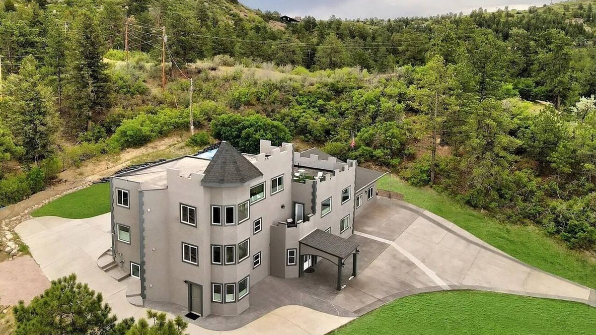 Castle Rock Condo | Paradise 2BR 1MBA Sleep3 Camper Parking Shop Golf