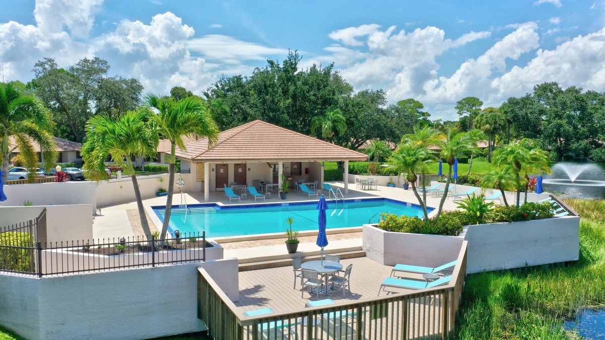 Palm Beach Gardens Cottage | Paradise Awaits! PGA Paradise Cottage II