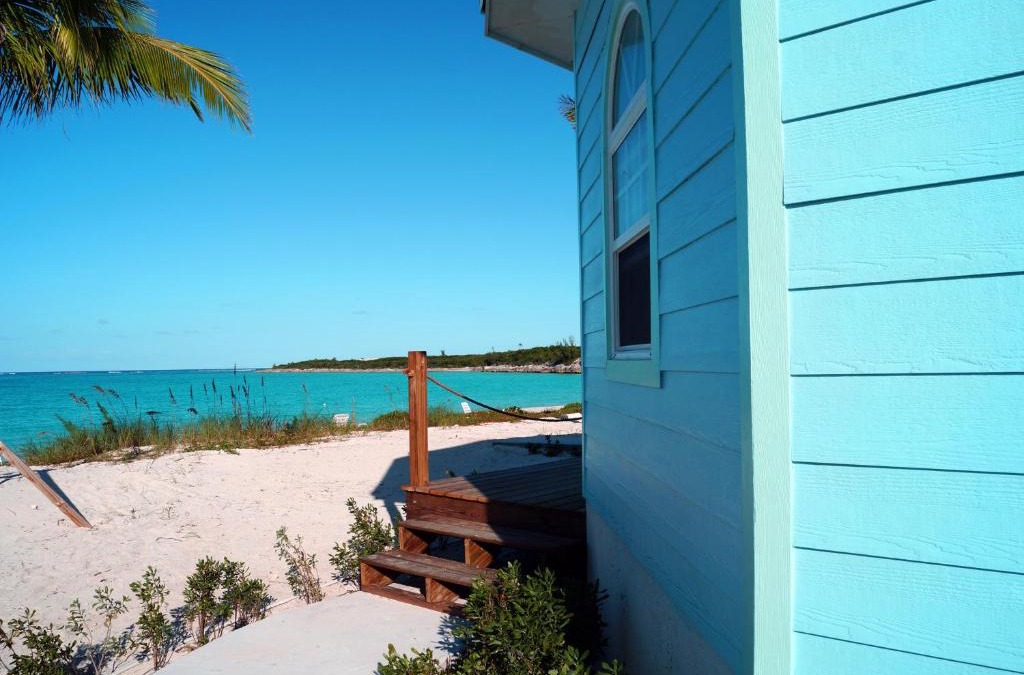 Rokers Point Bed & Breakfast | Paradise Bay Bahamas