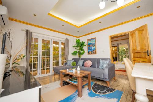 La Misere Apartment | Paradise Breeze Apartment