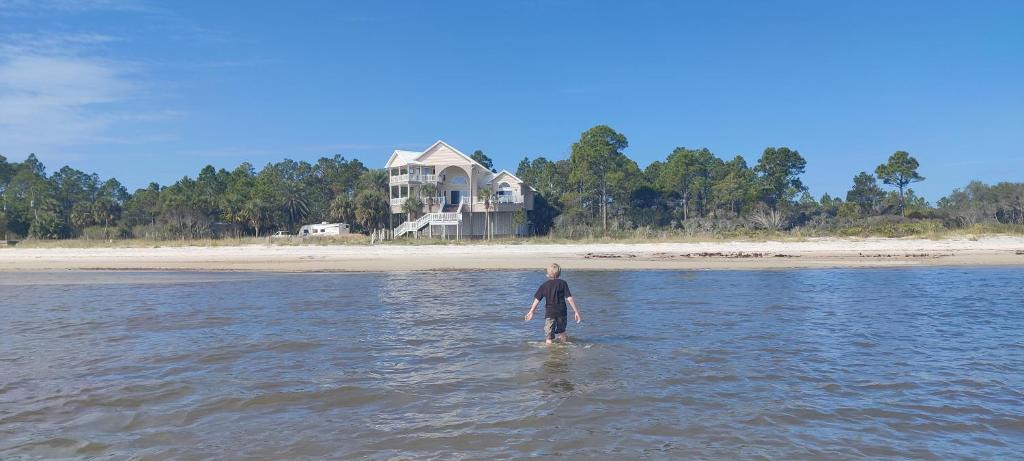 Carrabelle Villa | Paradise by the Sea