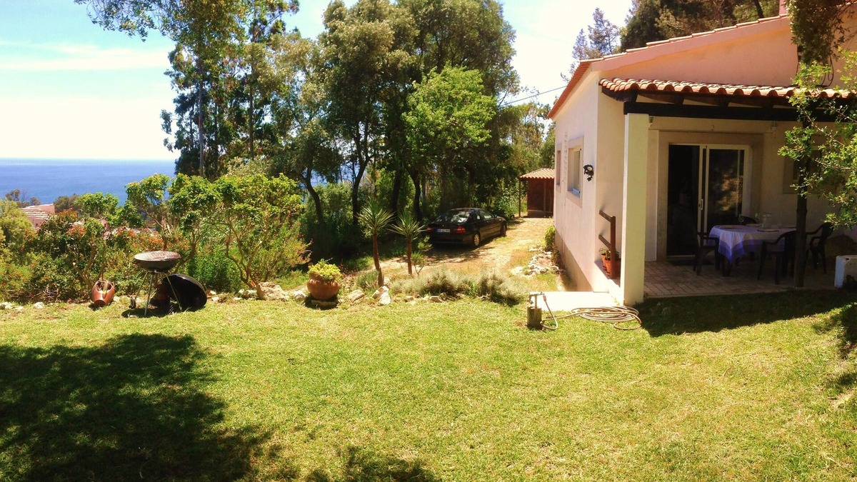 Sesimbra Cottage | Paradise Cottage Over the See, betwen the montain and the sea, privaticy