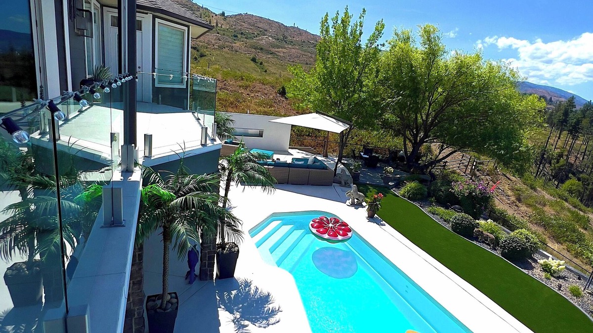 Southwest Mission House | Paradise Found in Upper Mission at Casa De Luce
