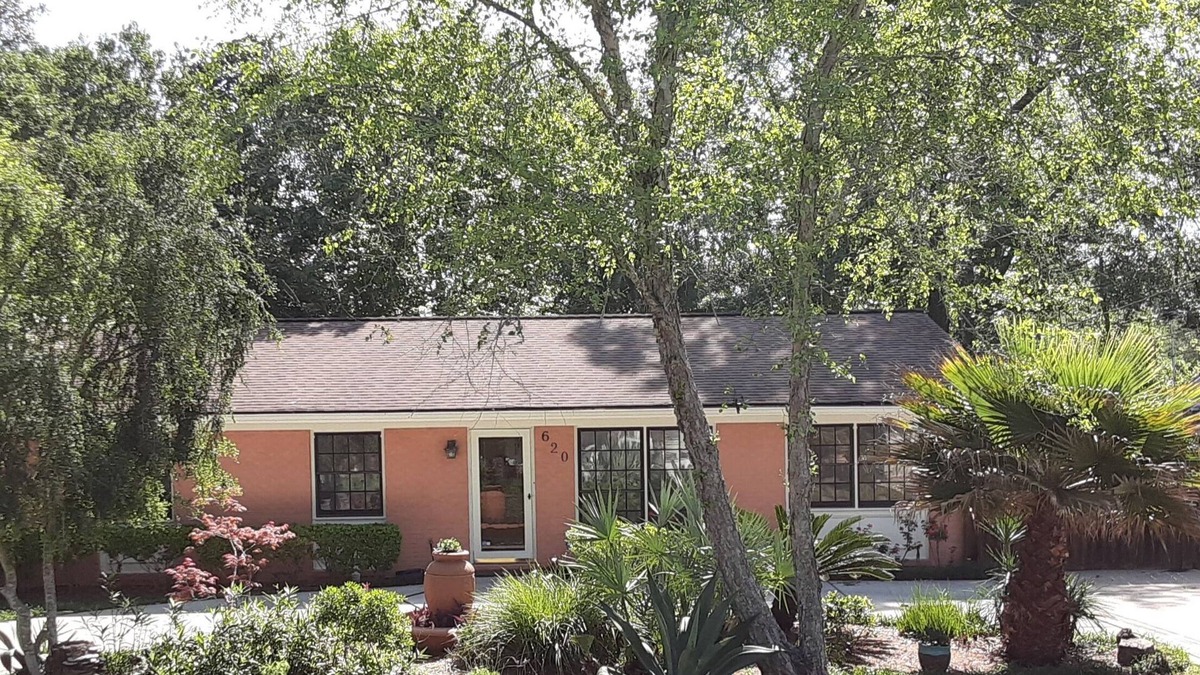Ocean Springs House | Paradise ~Guests & Pets! D’town OS. SPECIAL ~10% Discount Book Current Month!