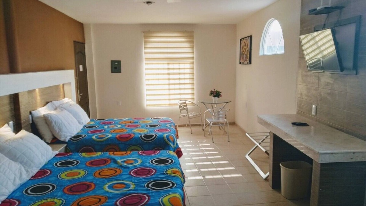 Ciudad Valles Hotel | PARADISE HOUSE Room "PUENTE DE DIOS"