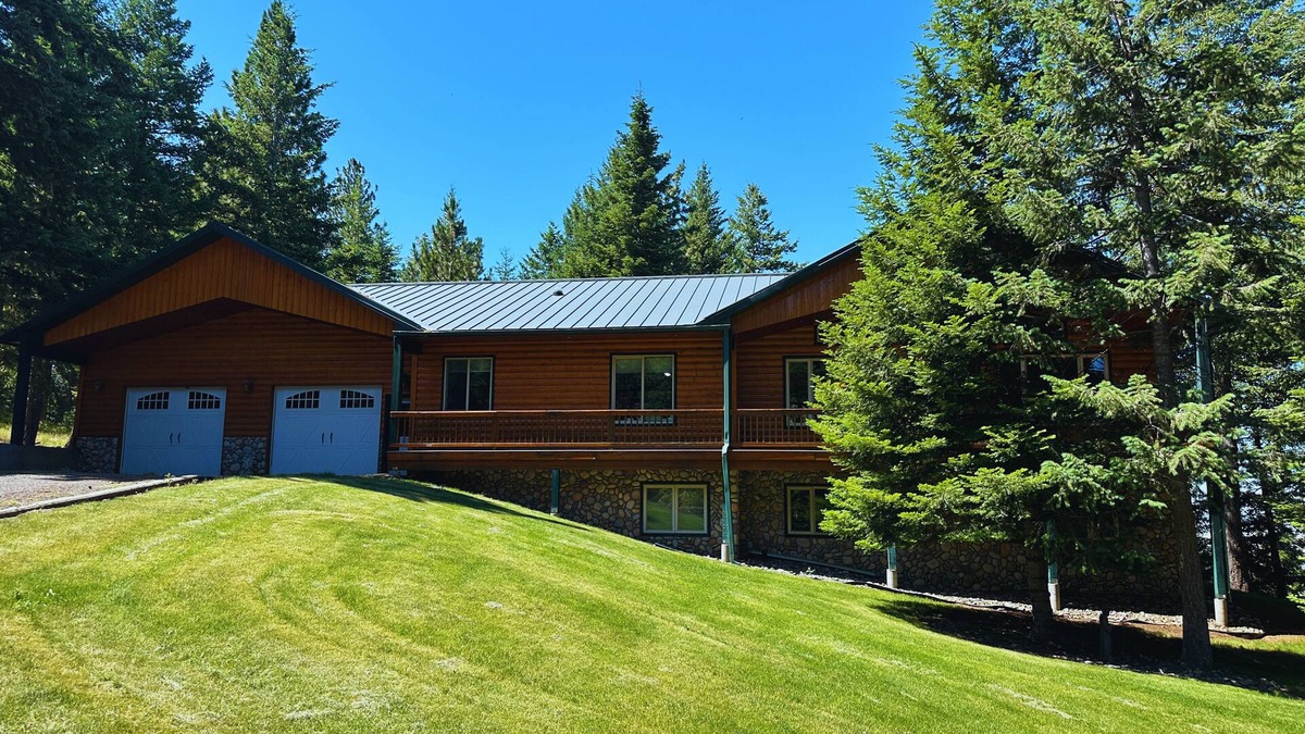 Grangeville House | Paradise in the Pines
