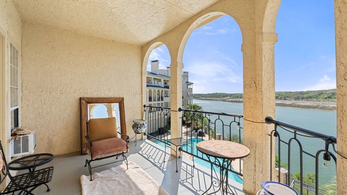 Highland Lake Estates Condo | Paradise Island