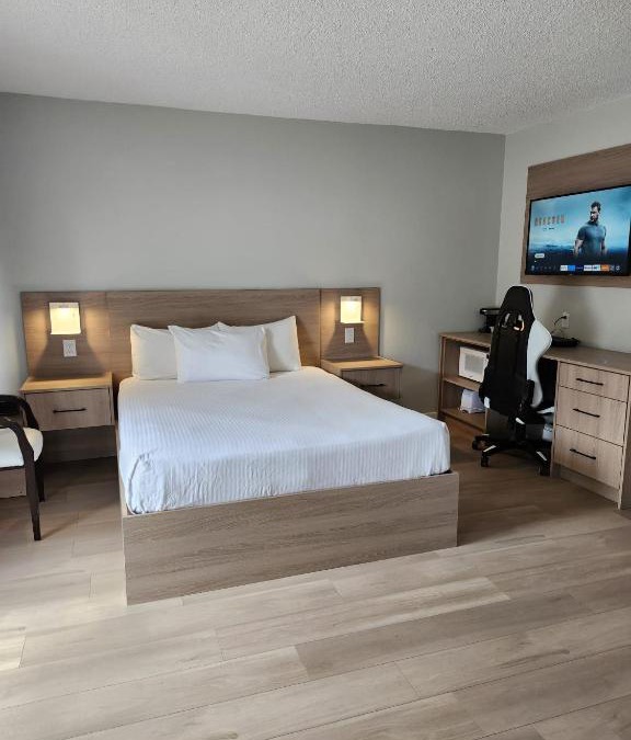 Sicamous Hotel | Paradise Motel
