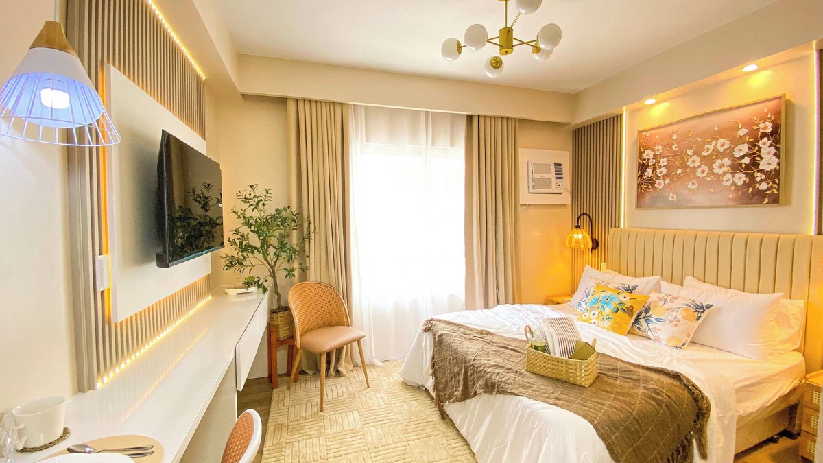 Bantud Hacienda Condo | Paradise Nook: Your Cozy Escape in Bacolod City