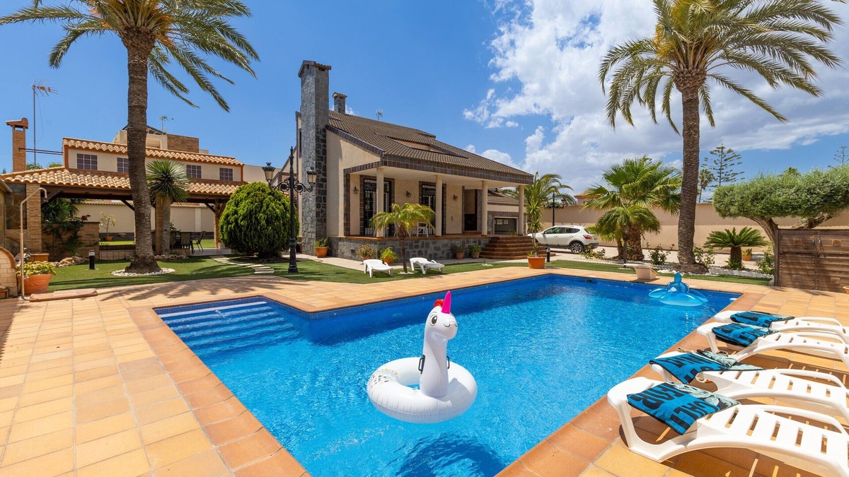 Mil Palmeras Villa | Paradise Palms by Fidalsa