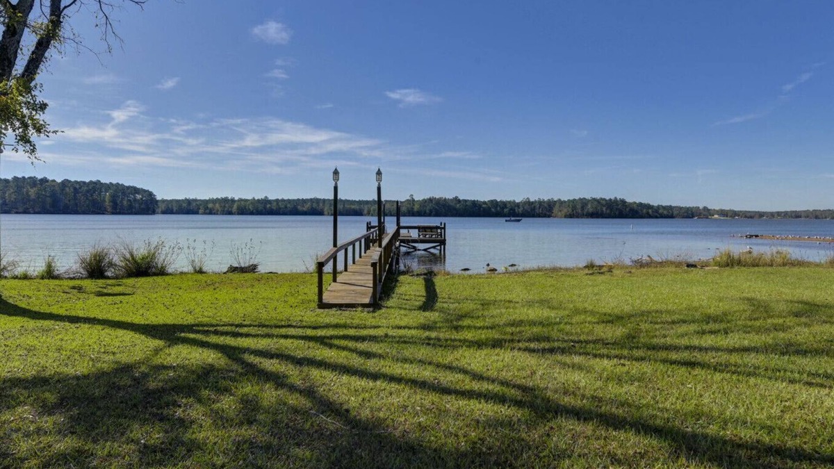 Prosperity House | Paradise Point | 2BR 2BA on Lake Murray