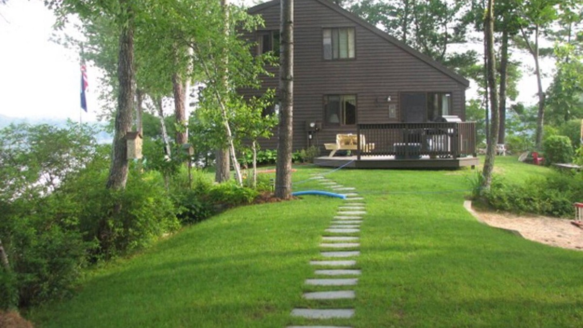 Gray Cottage | Paradise Point - where memories are made!
