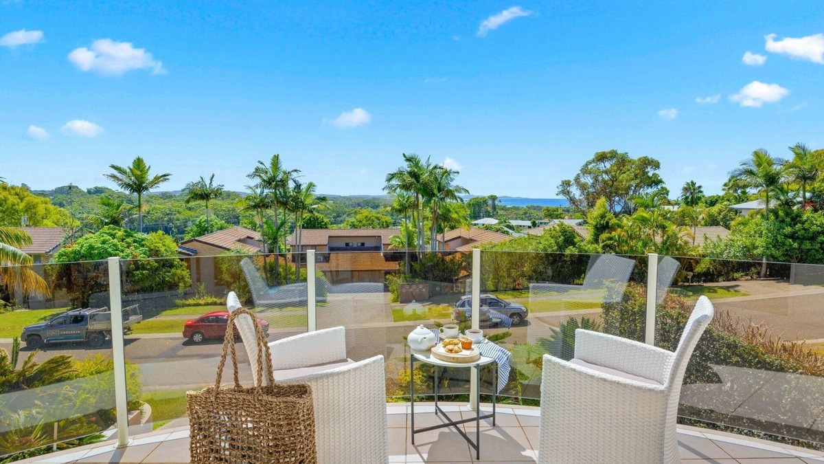 Bonny Hills House | Paradise View - coastal townhouse Bonny Hills