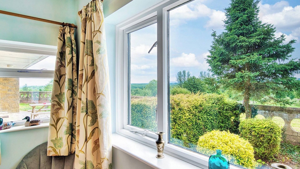 Beaworthy Apartment | Paradise View - UK49059