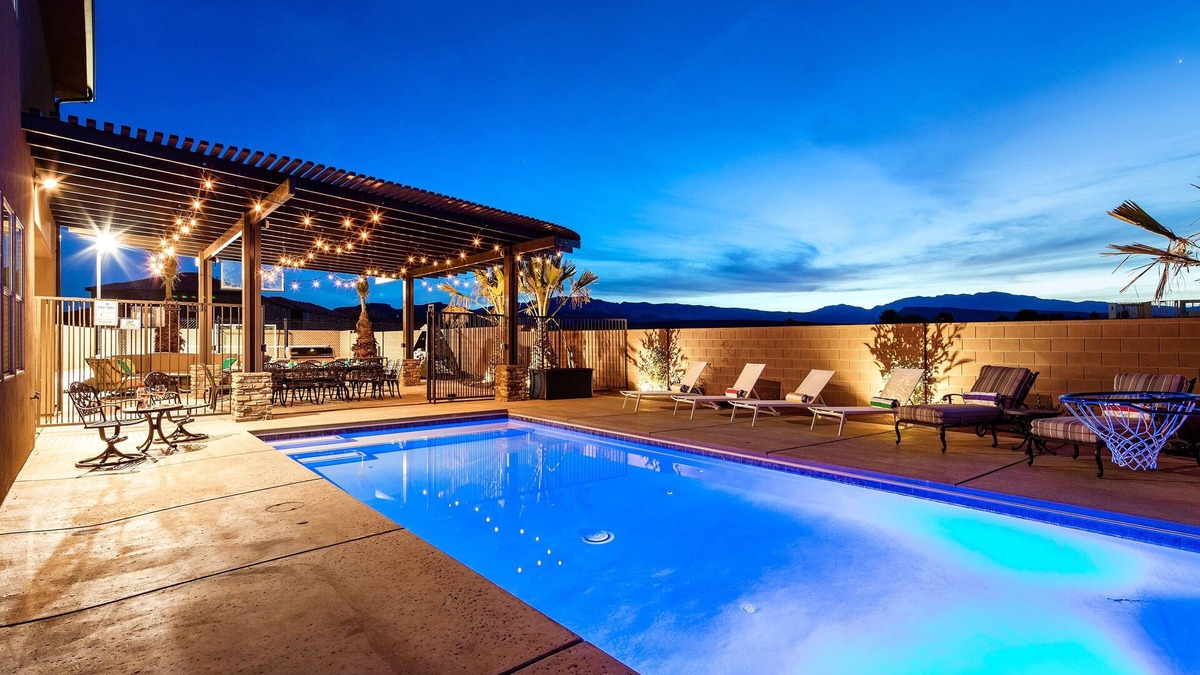 Washington County House | Paradise Village Resort 107| Private Pool, Spa, Pickleball Court, Basketball Court, & Community Pool