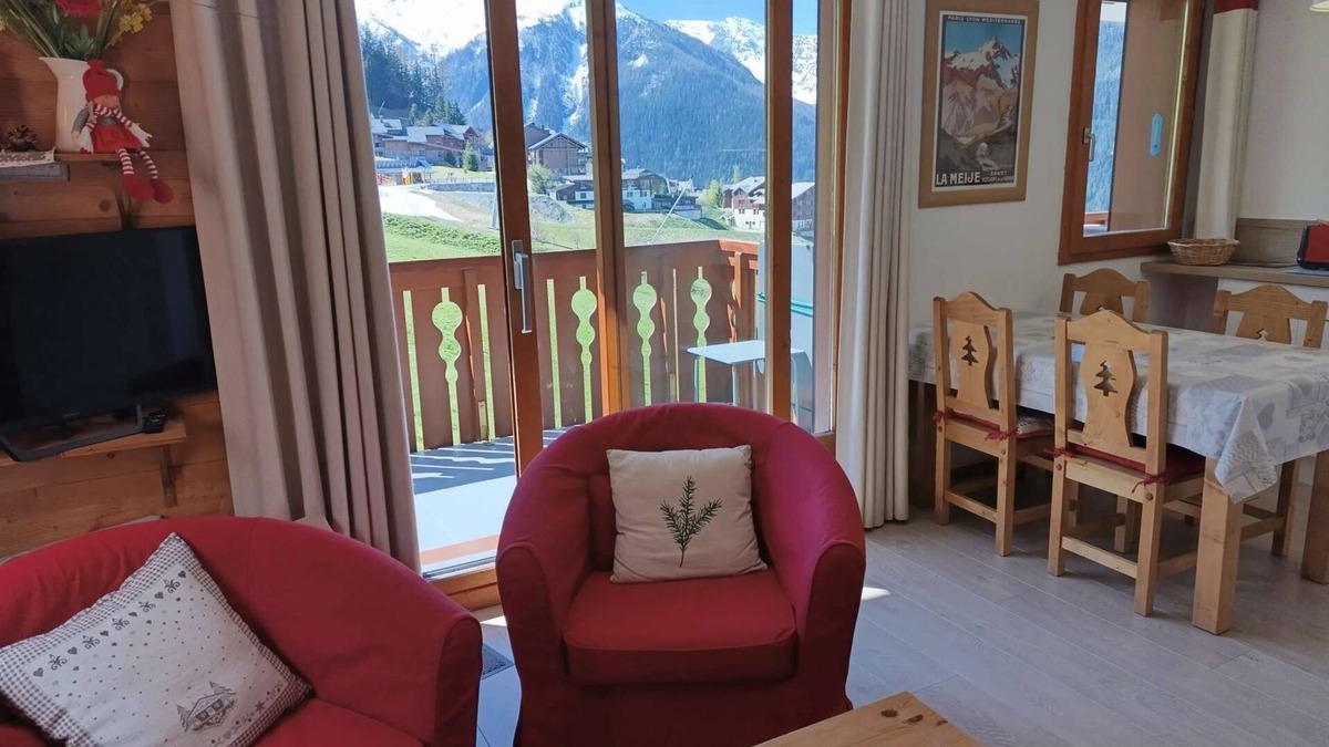 Vallandry Apartment | Paradiski ski in ski out vallandry