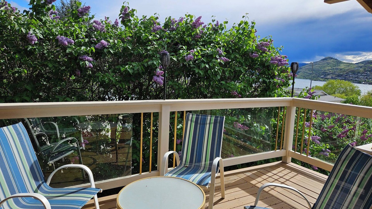 Vernon House | Paradiso Kal Lake