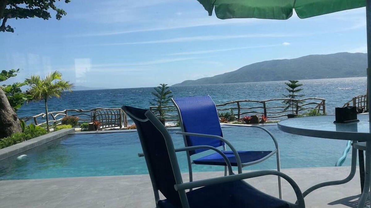 Mabini Hotel | Paradiso Rito Waterfront Oasis