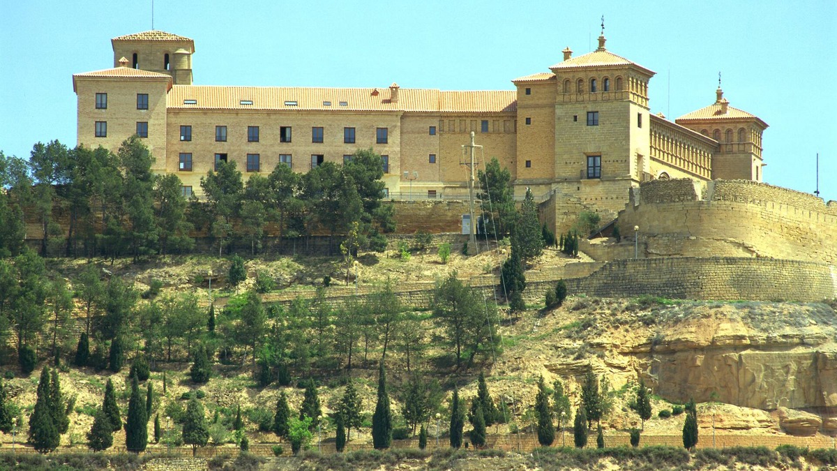 Alcaniz Hotel | Parador De Alcañiz