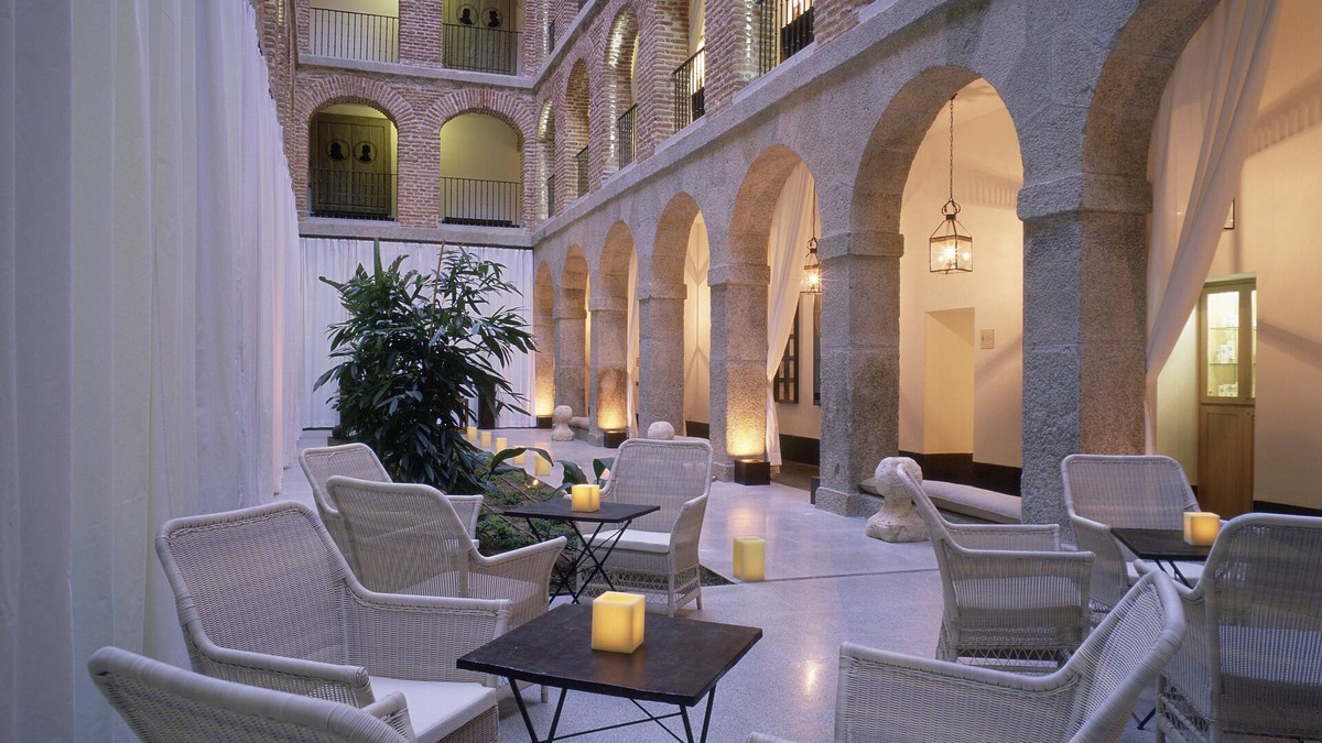 La Granja de San Ildefonso Hotel | Parador De La Granja