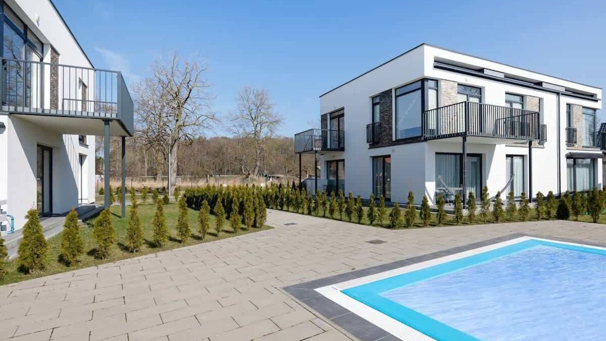 Lukecin Apartment | Paraiso A2 Łukęcin | Studio with Terrace | Pool