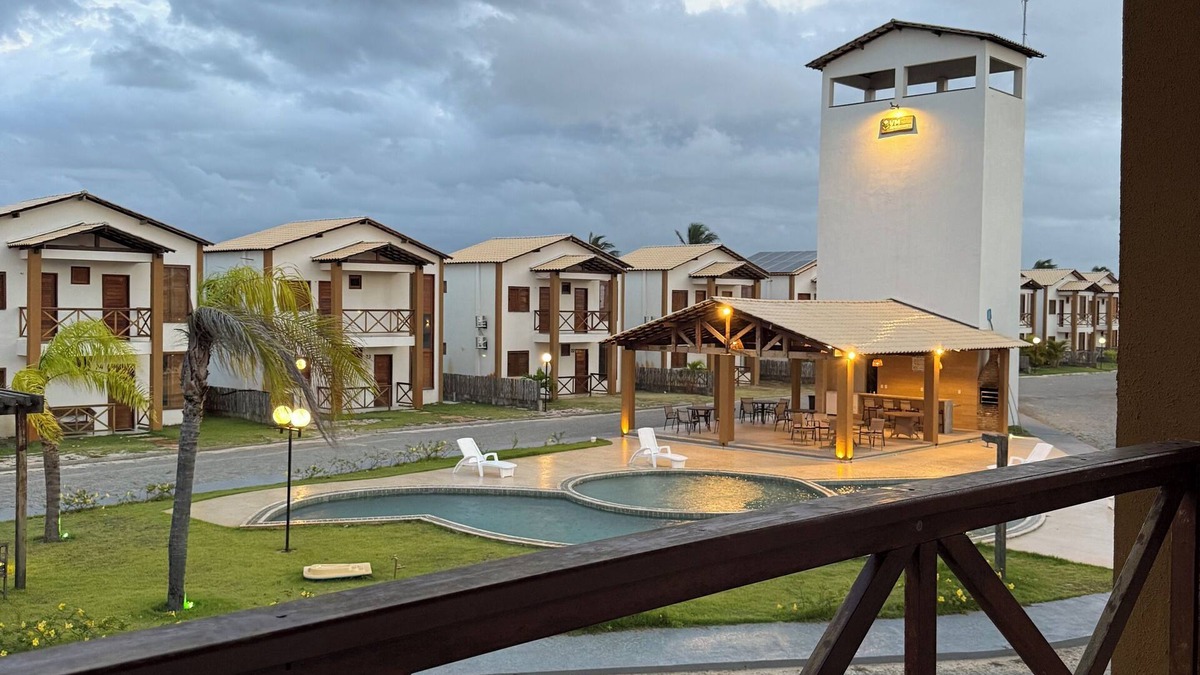 Atins House | Paraiso dos Lencois house 08, with private jacuzzi.