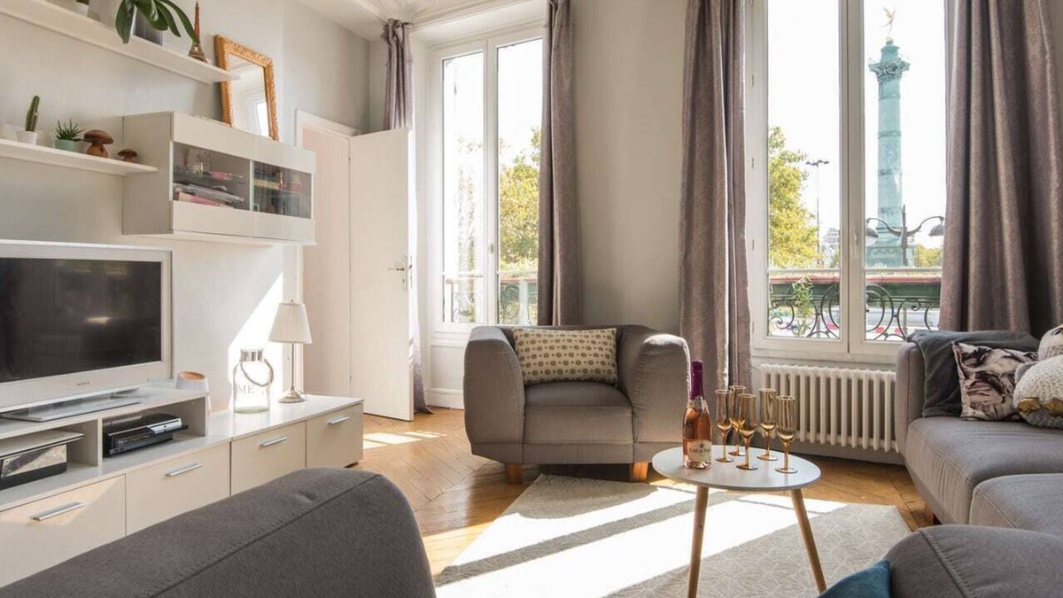 Quartier de la Roquette Apartment | ❤️❤️Paris Center Bastille Magnificient view Flat 3 rooms 2 bedrooms
