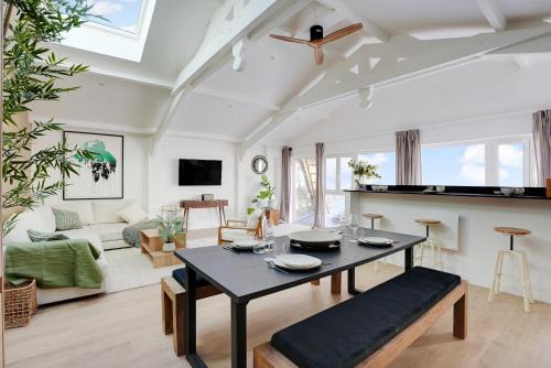 Malakoff Apartment | Paris Expo - Charming Loft at the Gates of Paris - GetHosted