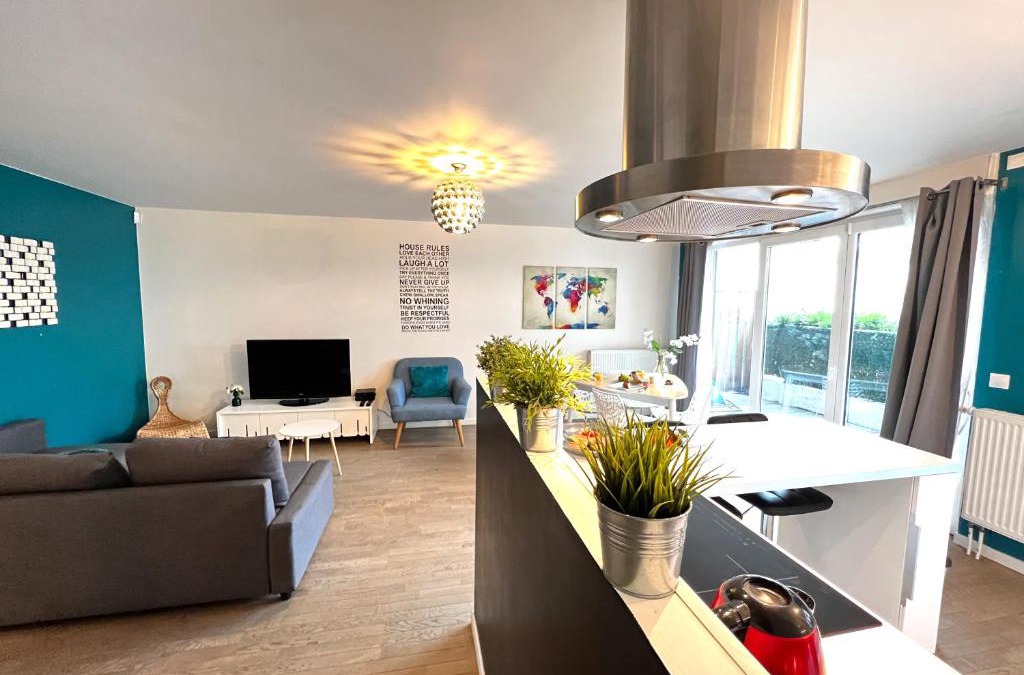 Universite Apartment | Paris La-Defense - U Arena - 2 Bedrooms - Terrace & Wifi
