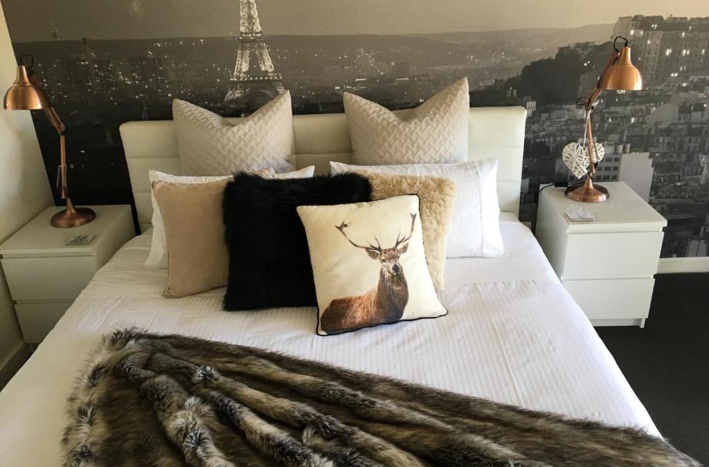 Lorne Apartment | Paris Lorne