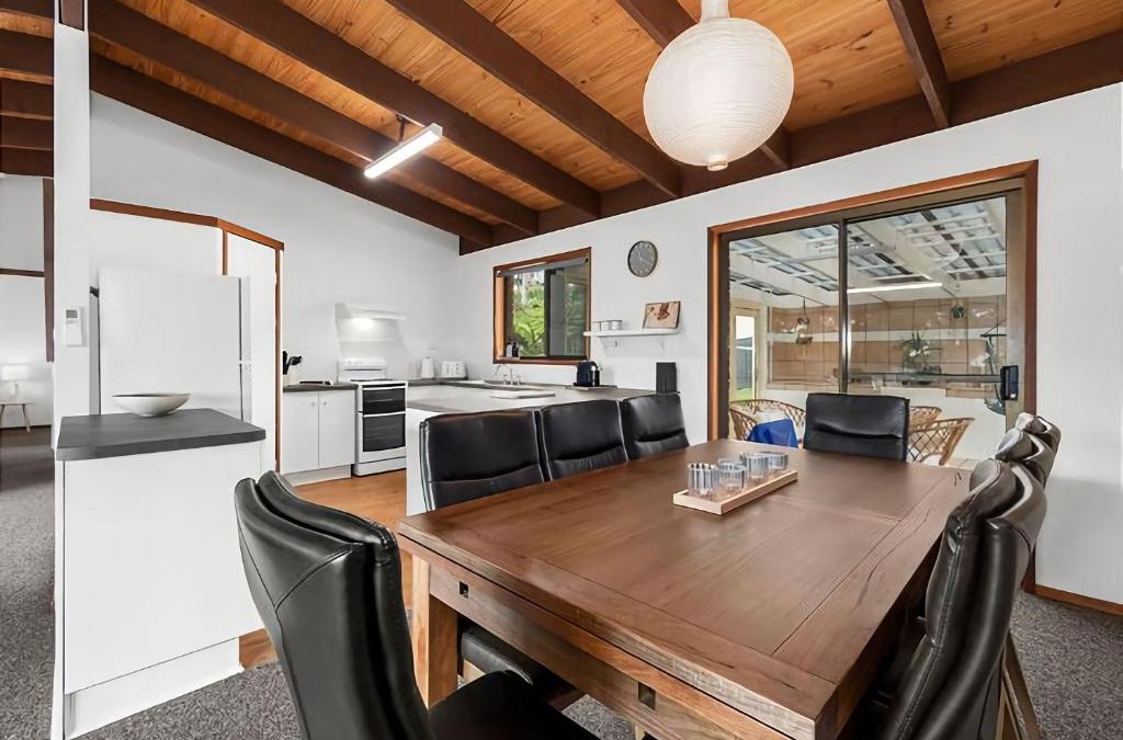 Surf Beach House | Park and Relax