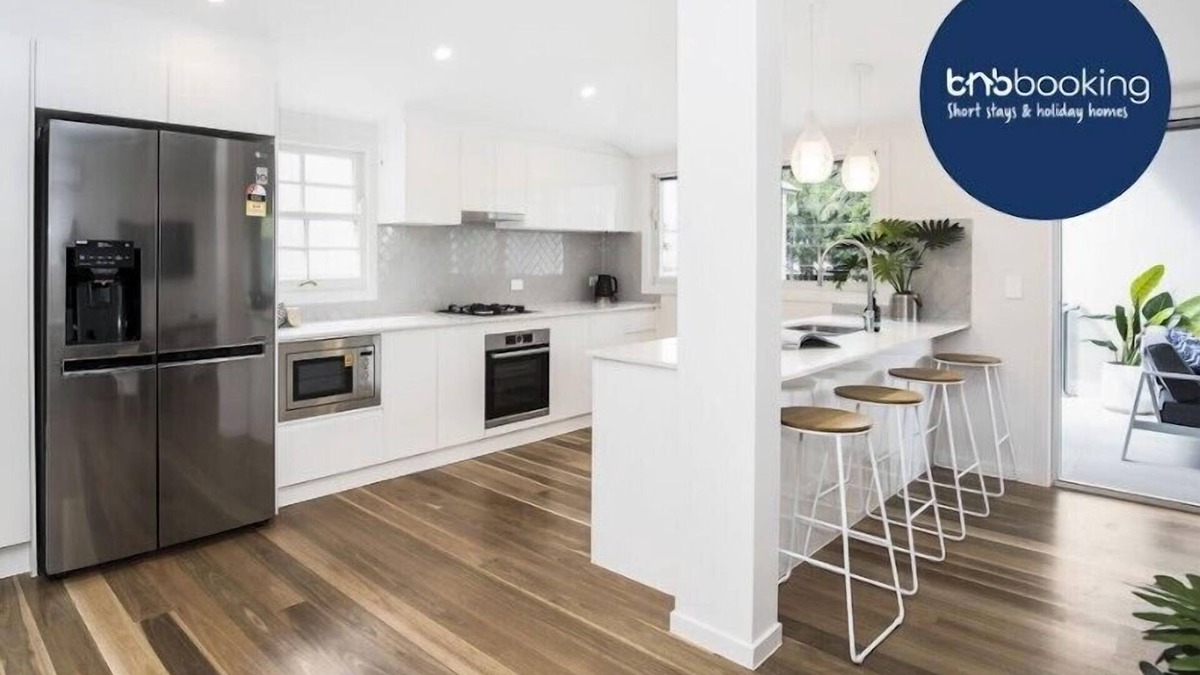 Auchenflower House | Park Avenue Terrace House 3BR - Outdoor, BBQ